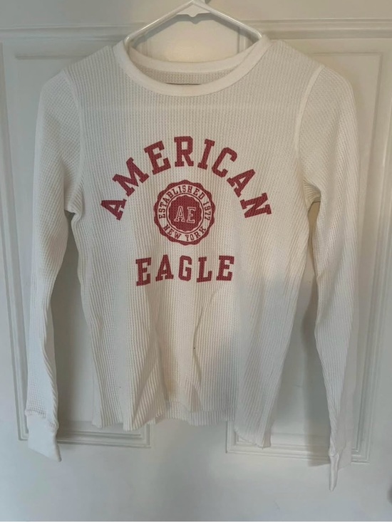 American Eagle Outfitters Tops - Long Sleeve